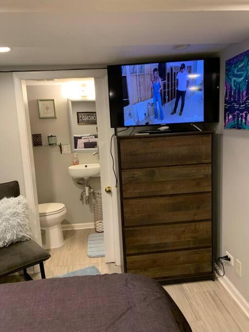 15 Min Ohare/rivers Casino/downtown & Parking1 Apartamento