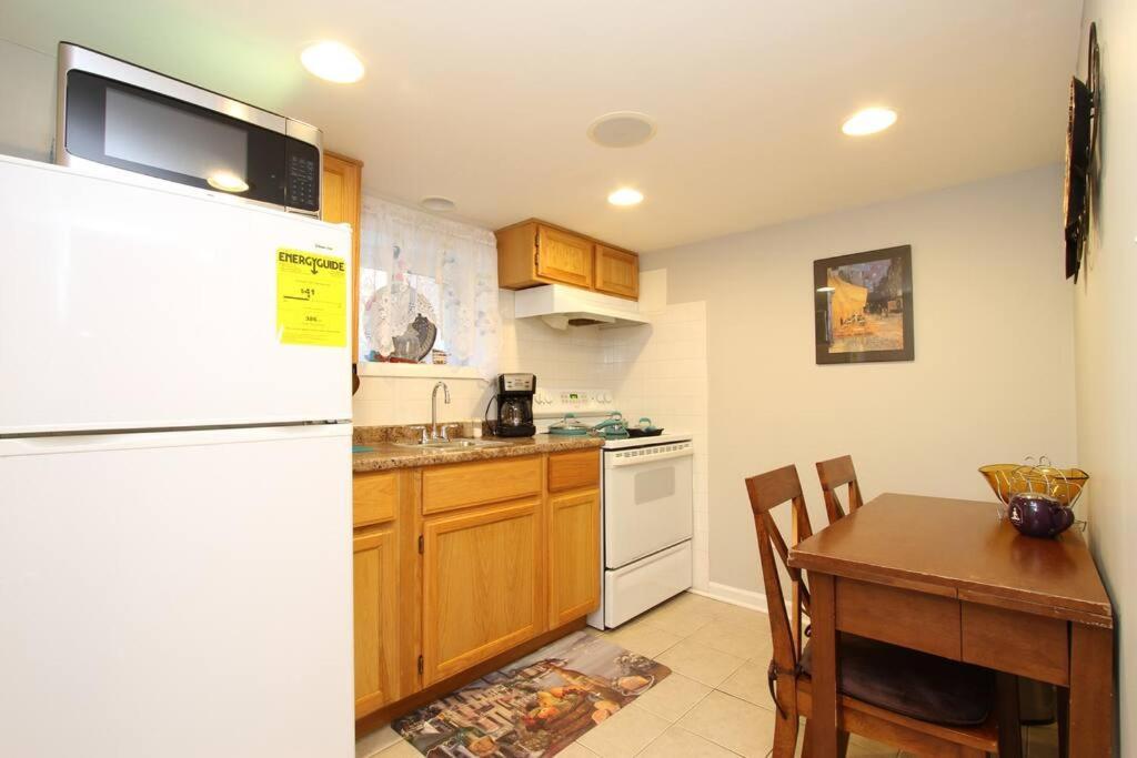 15 Min Ohare/rivers Casino/downtown & Parking1 Apartment Chicago